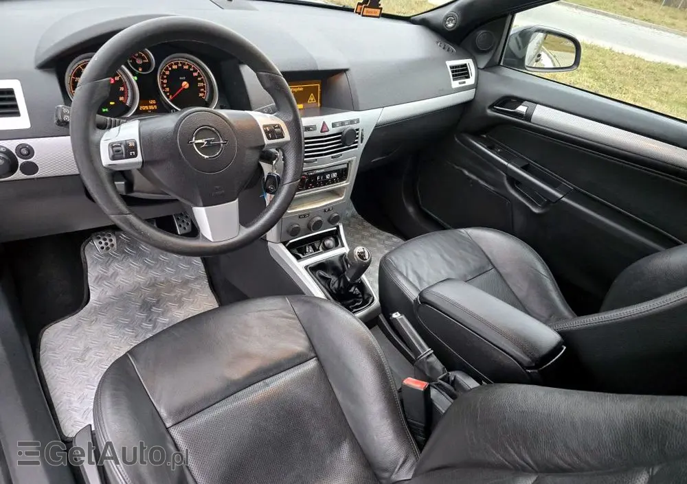 OPEL Astra 2.0 Turbo Sport