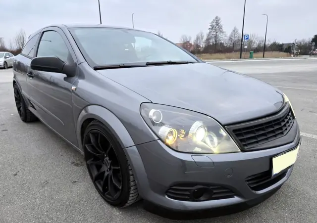 OPEL Astra 2.0 Turbo Sport