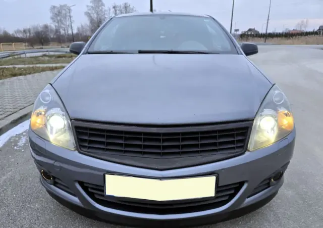 OPEL Astra 2.0 Turbo Sport