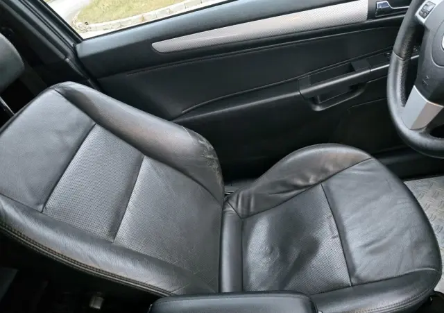 OPEL Astra 2.0 Turbo Sport