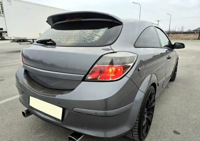 OPEL Astra 2.0 Turbo Sport