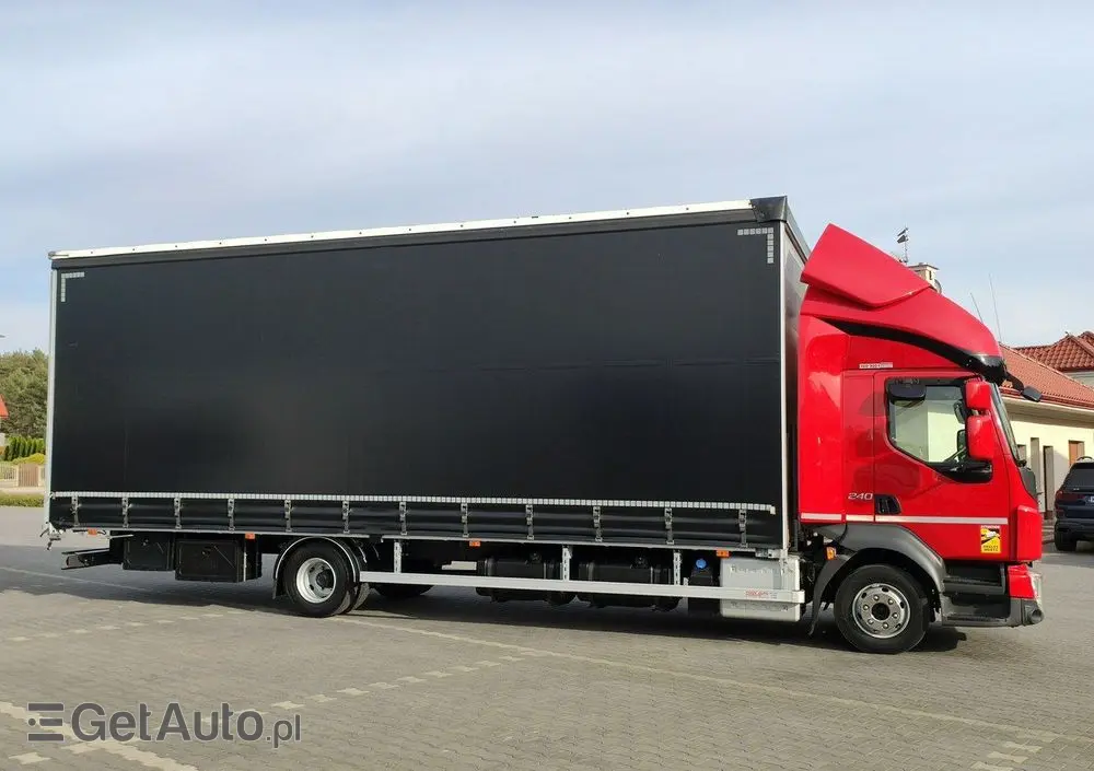 VOLVO FL12.240 E6 Firana Tył Drzwi Dach Zsuwany Bogato Wyposażony !!! 