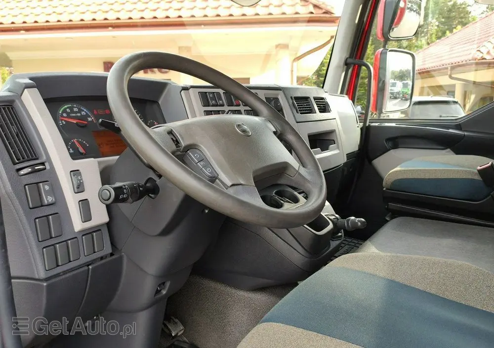 VOLVO FL12.240 E6 Firana Tył Drzwi Dach Zsuwany Bogato Wyposażony !!! 