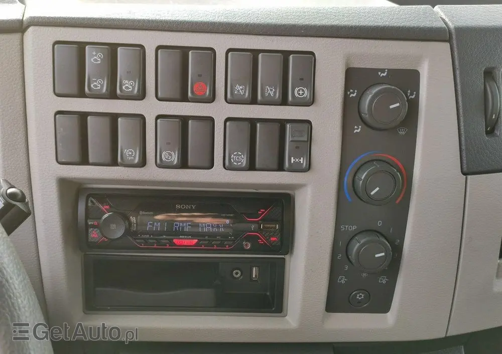 VOLVO FL12.240 E6 Firana Tył Drzwi Dach Zsuwany Bogato Wyposażony !!! 