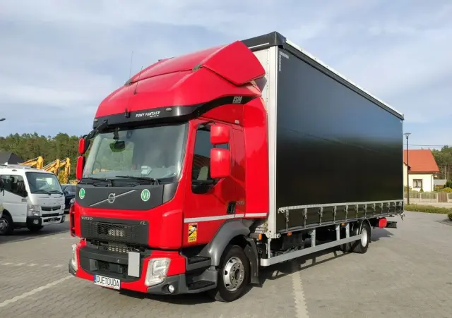 VOLVO FL12.240 E6 Firana Tył Drzwi Dach Zsuwany Bogato Wyposażony !!! 