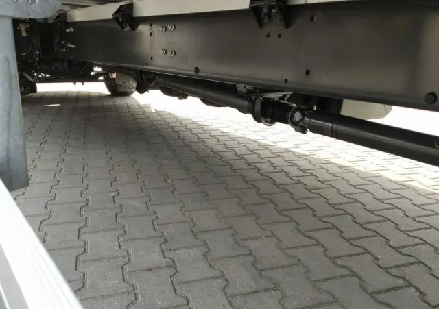 VOLVO FL12.240 E6 Firana Tył Drzwi Dach Zsuwany Bogato Wyposażony !!! 