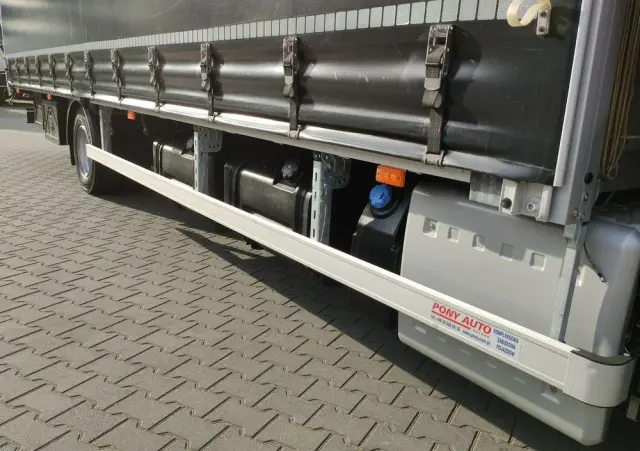 VOLVO FL12.240 E6 Firana Tył Drzwi Dach Zsuwany Bogato Wyposażony !!! 