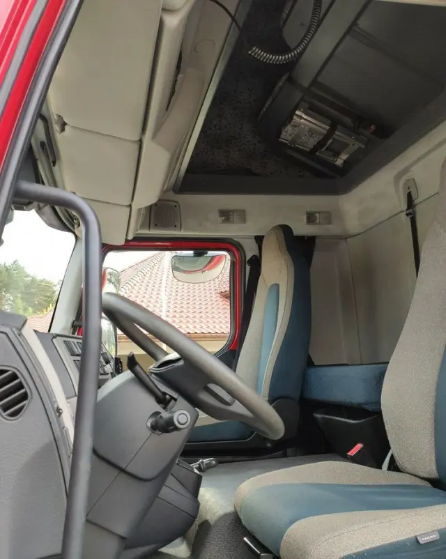 VOLVO FL12.240 E6 Firana Tył Drzwi Dach Zsuwany Bogato Wyposażony !!! 