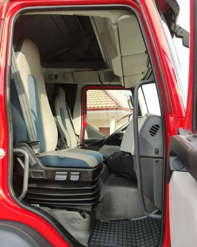 VOLVO FL12.240 E6 Firana Tył Drzwi Dach Zsuwany Bogato Wyposażony !!! 