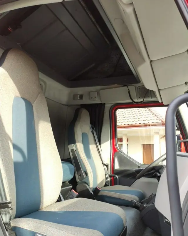 VOLVO FL12.240 E6 Firana Tył Drzwi Dach Zsuwany Bogato Wyposażony !!! 