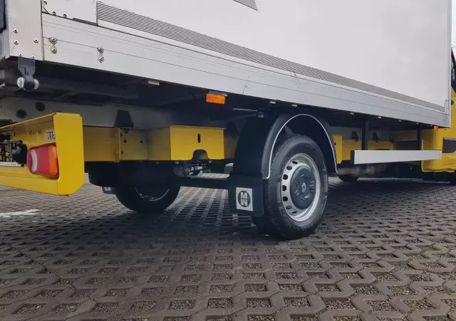 RENAULT MASTER KONTENER 8EP 4,21x2,23x2,22 KLIMA KRAJOWY MANUAL  6-BIEGÓW 