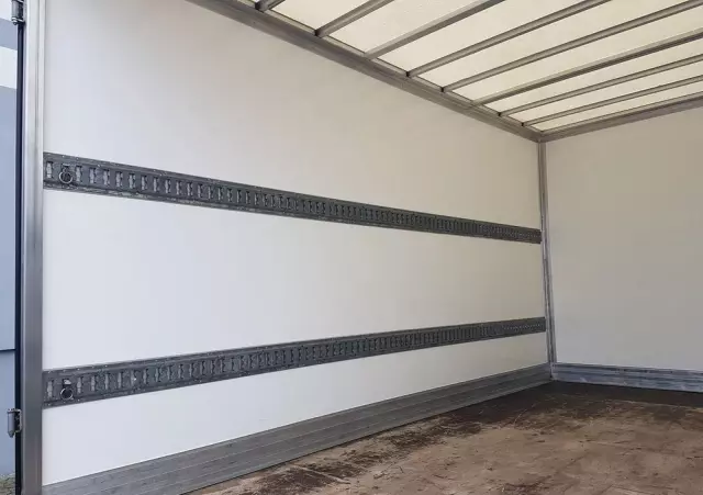 RENAULT MASTER KONTENER 8EP 4,21x2,23x2,22 KLIMA KRAJOWY MANUAL  6-BIEGÓW 