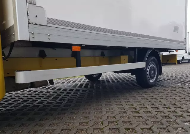 RENAULT MASTER KONTENER 8EP 4,21x2,23x2,22 KLIMA KRAJOWY MANUAL  6-BIEGÓW 