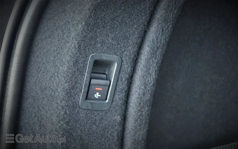 AUDI A4 Avant 2.0 TFSI ultra S tronic design