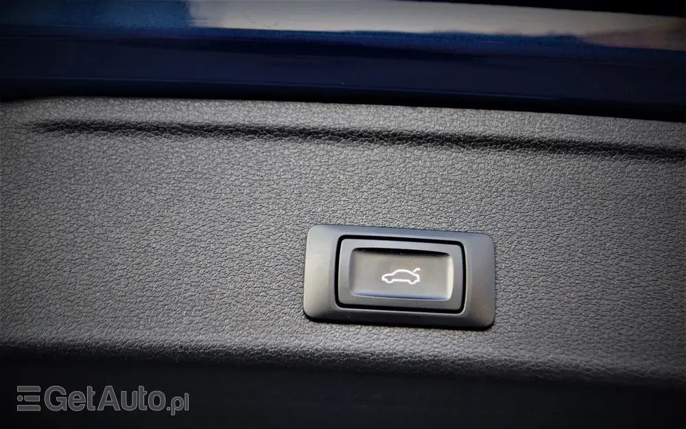 AUDI A4 Avant 2.0 TFSI ultra S tronic design