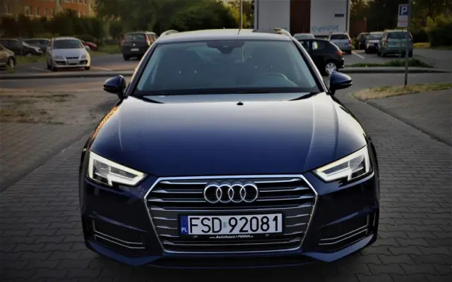 AUDI A4 Avant 2.0 TFSI ultra S tronic design