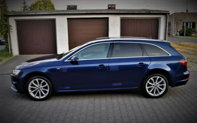 AUDI A4 Avant 2.0 TFSI ultra S tronic design