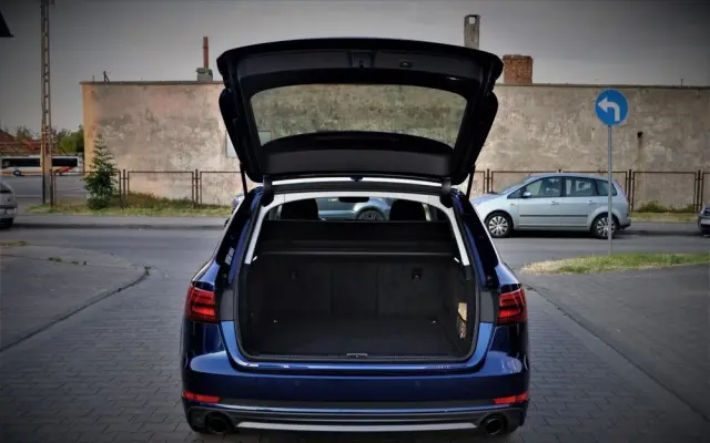 AUDI A4 Avant 2.0 TFSI ultra S tronic design