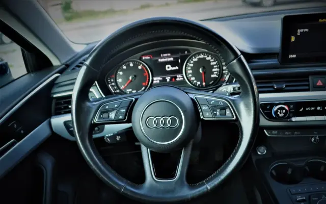 AUDI A4 Avant 2.0 TFSI ultra S tronic design