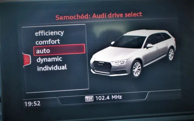 AUDI A4 Avant 2.0 TFSI ultra S tronic design