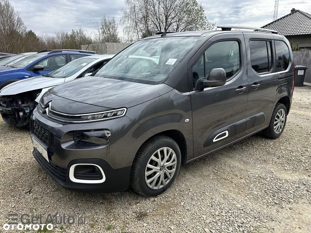 CITROËN Berlingo M PureTech 110 SHINE