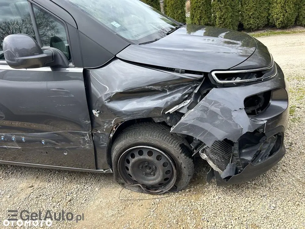 CITROËN Berlingo M PureTech 110 SHINE