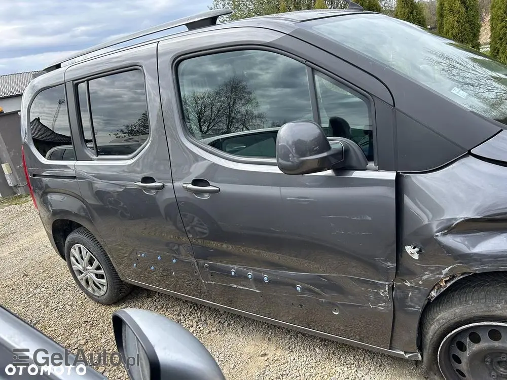 CITROËN Berlingo M PureTech 110 SHINE