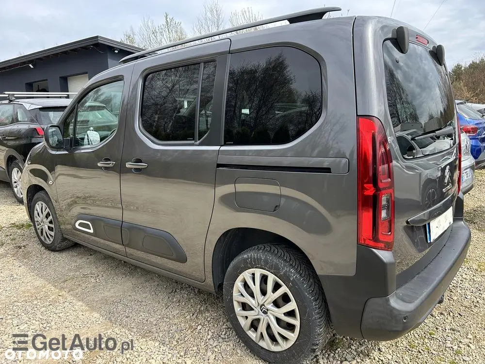 CITROËN Berlingo M PureTech 110 SHINE