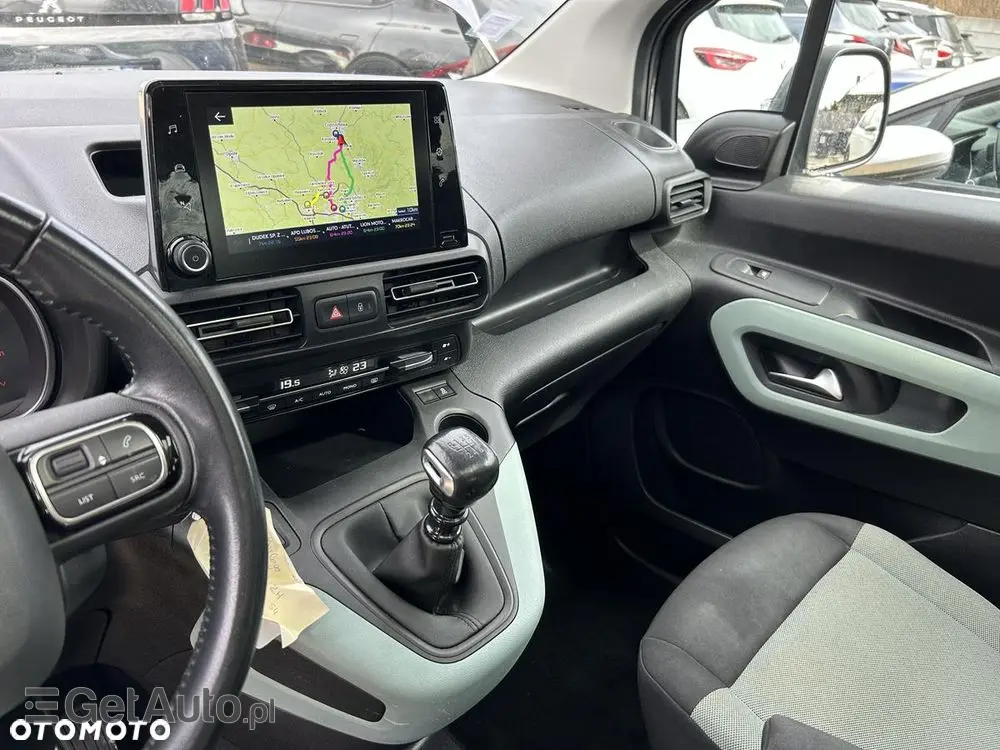 CITROËN Berlingo M PureTech 110 SHINE