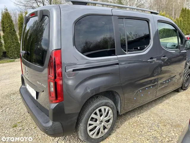 CITROËN Berlingo M PureTech 110 SHINE