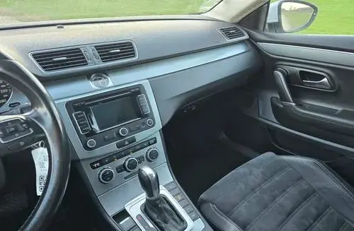 VOLKSWAGEN CC 