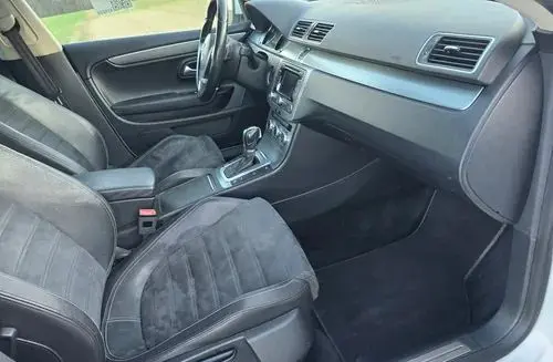 VOLKSWAGEN CC 