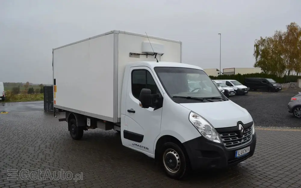 RENAULT Master  WEBASTO Winda Izoterma 170km Poduszki Grzany Kontener 