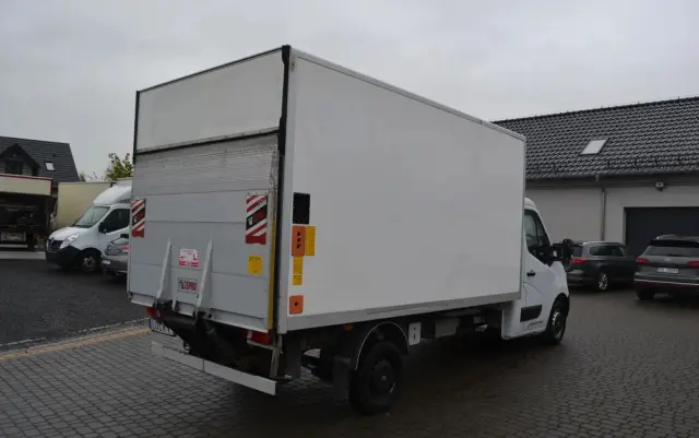 RENAULT Master  WEBASTO Winda Izoterma 170km Poduszki Grzany Kontener 