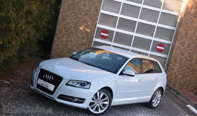 AUDI A3 1.4 TFSI Sportback S line Sportpaket