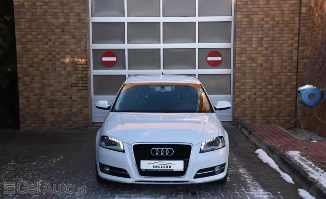 AUDI A3 1.4 TFSI Sportback S line Sportpaket