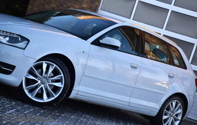 AUDI A3 1.4 TFSI Sportback S line Sportpaket