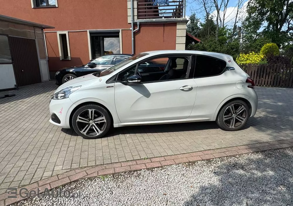 PEUGEOT 208 PureTech 110 Stop & Start Allure