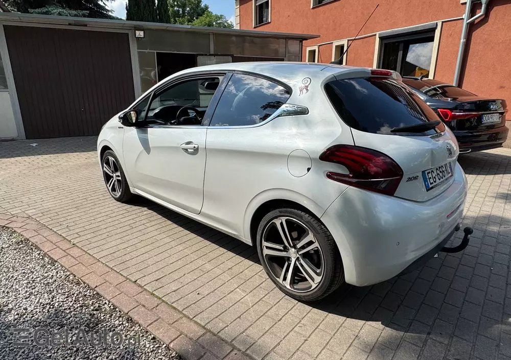 PEUGEOT 208 PureTech 110 Stop & Start Allure