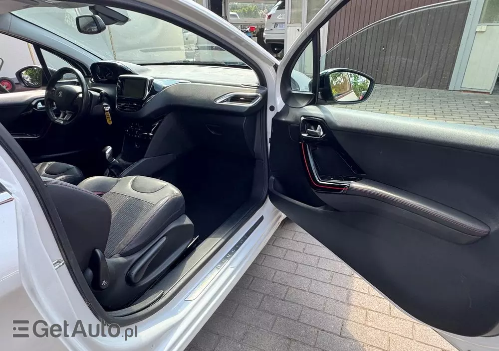 PEUGEOT 208 PureTech 110 Stop & Start Allure