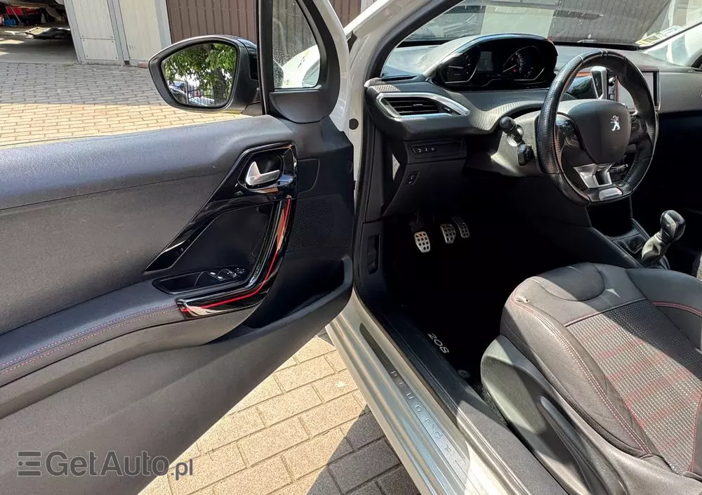 PEUGEOT 208 PureTech 110 Stop & Start Allure