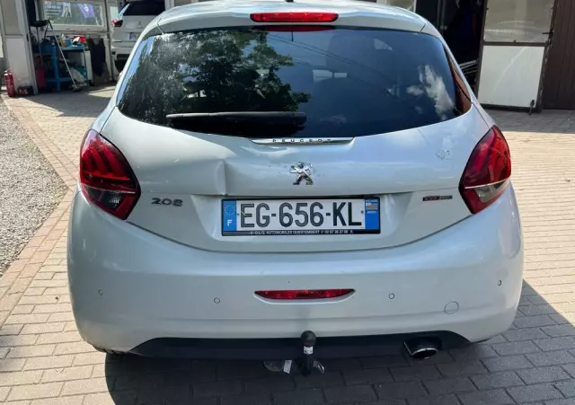 PEUGEOT 208 PureTech 110 Stop & Start Allure