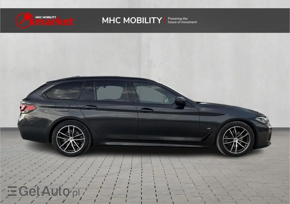 BMW Seria 5 520d xDrive mHEV M Sport sport