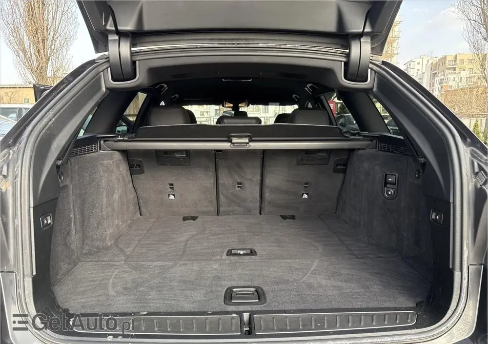 BMW Seria 5 520d xDrive mHEV M Sport sport