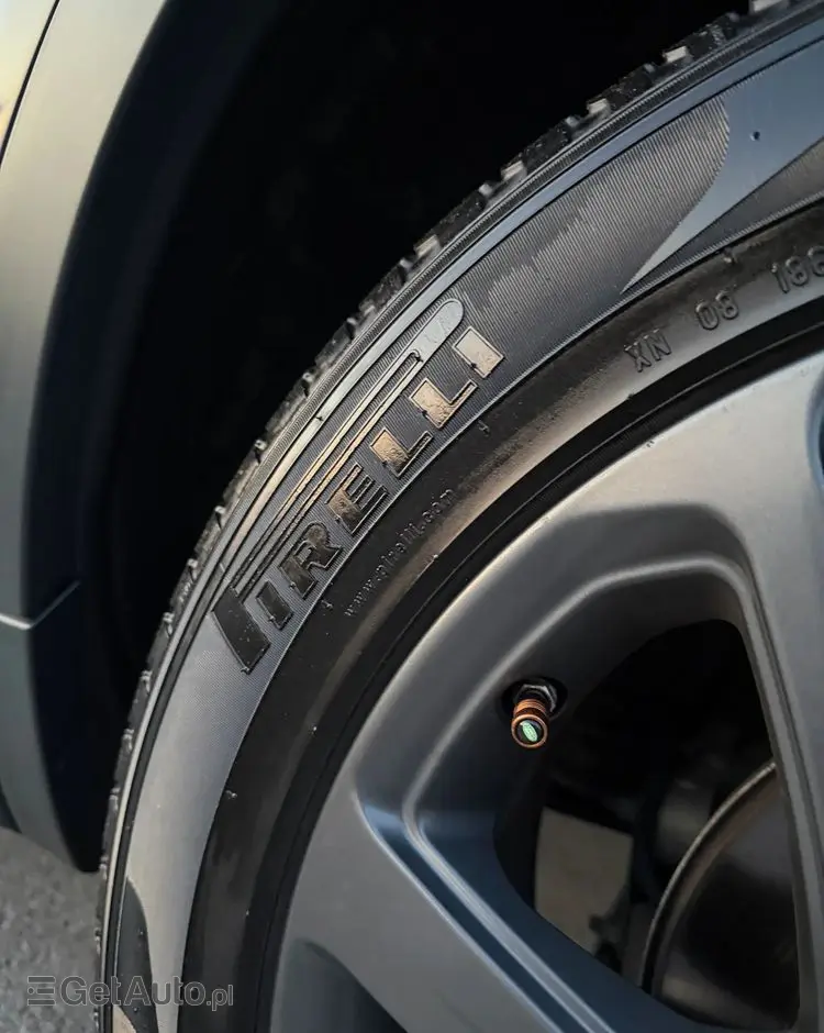 LAND ROVER Discovery Sport TD4 HSE Luxury