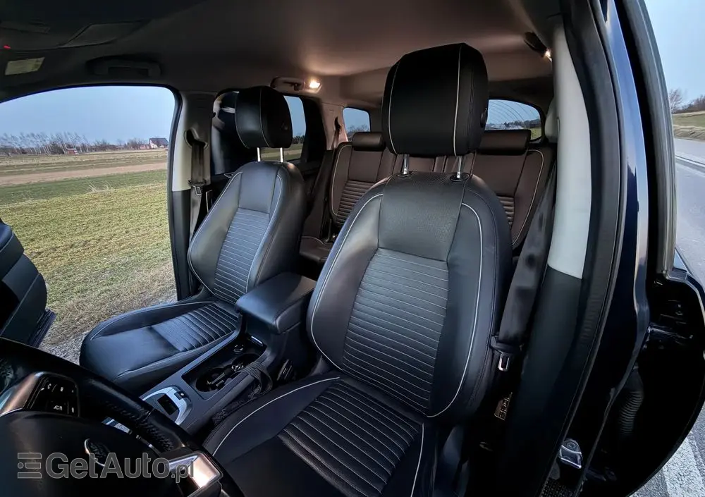LAND ROVER Discovery Sport TD4 HSE Luxury