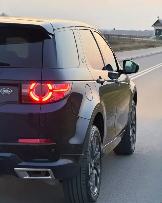 LAND ROVER Discovery Sport TD4 HSE Luxury