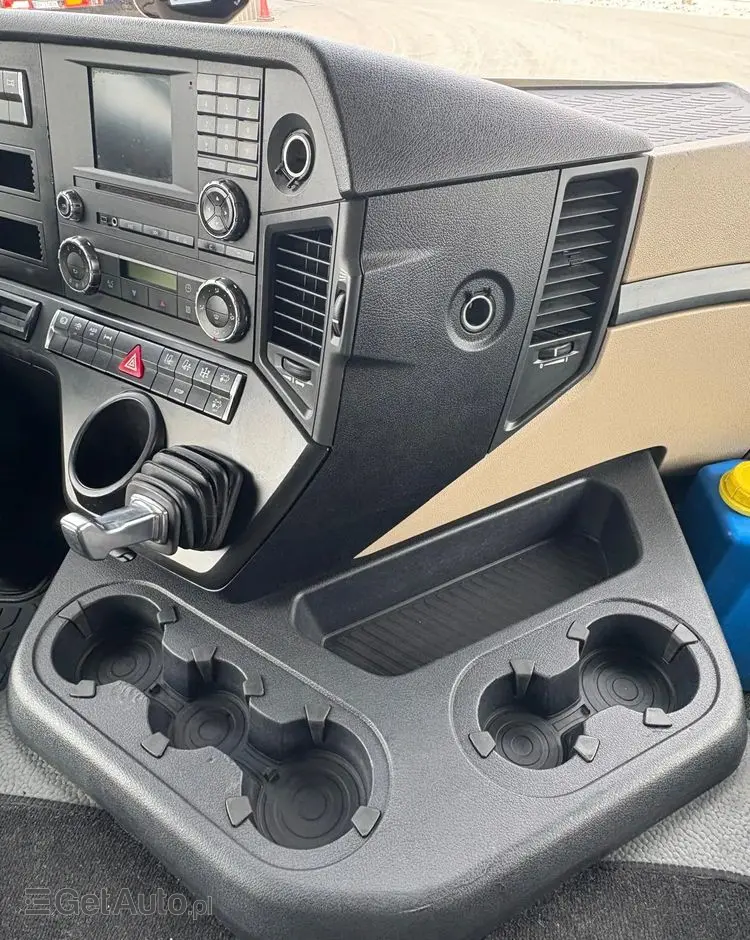 MERCEDES-BENZ Actros 