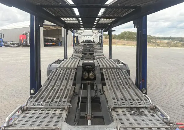 MERCEDES-BENZ Actros 