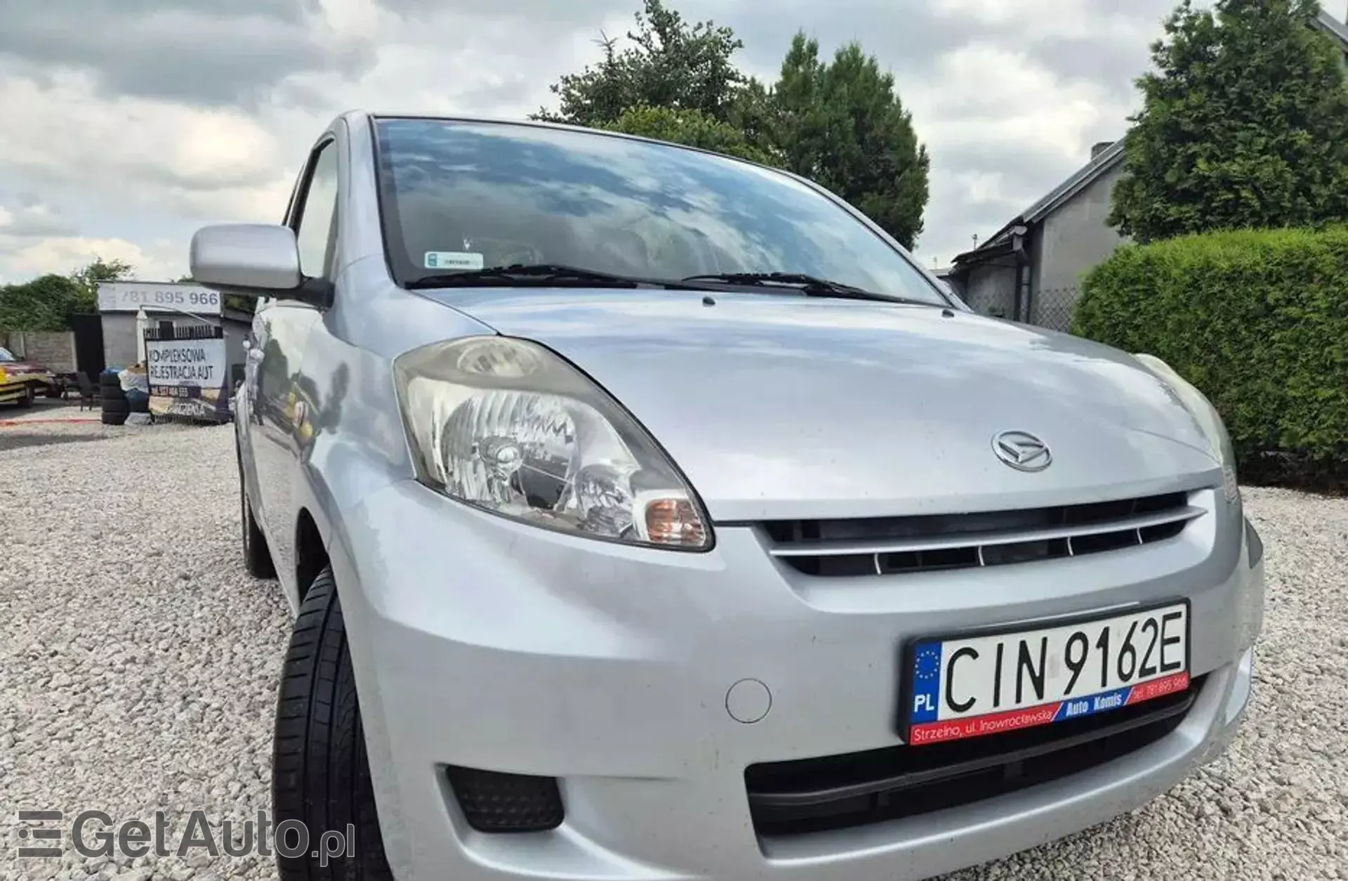 DAIHATSU Sirion 1.3 i 4WD (87 KM)